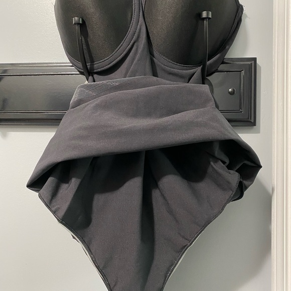 Body Shaper - Picture 4 of 6